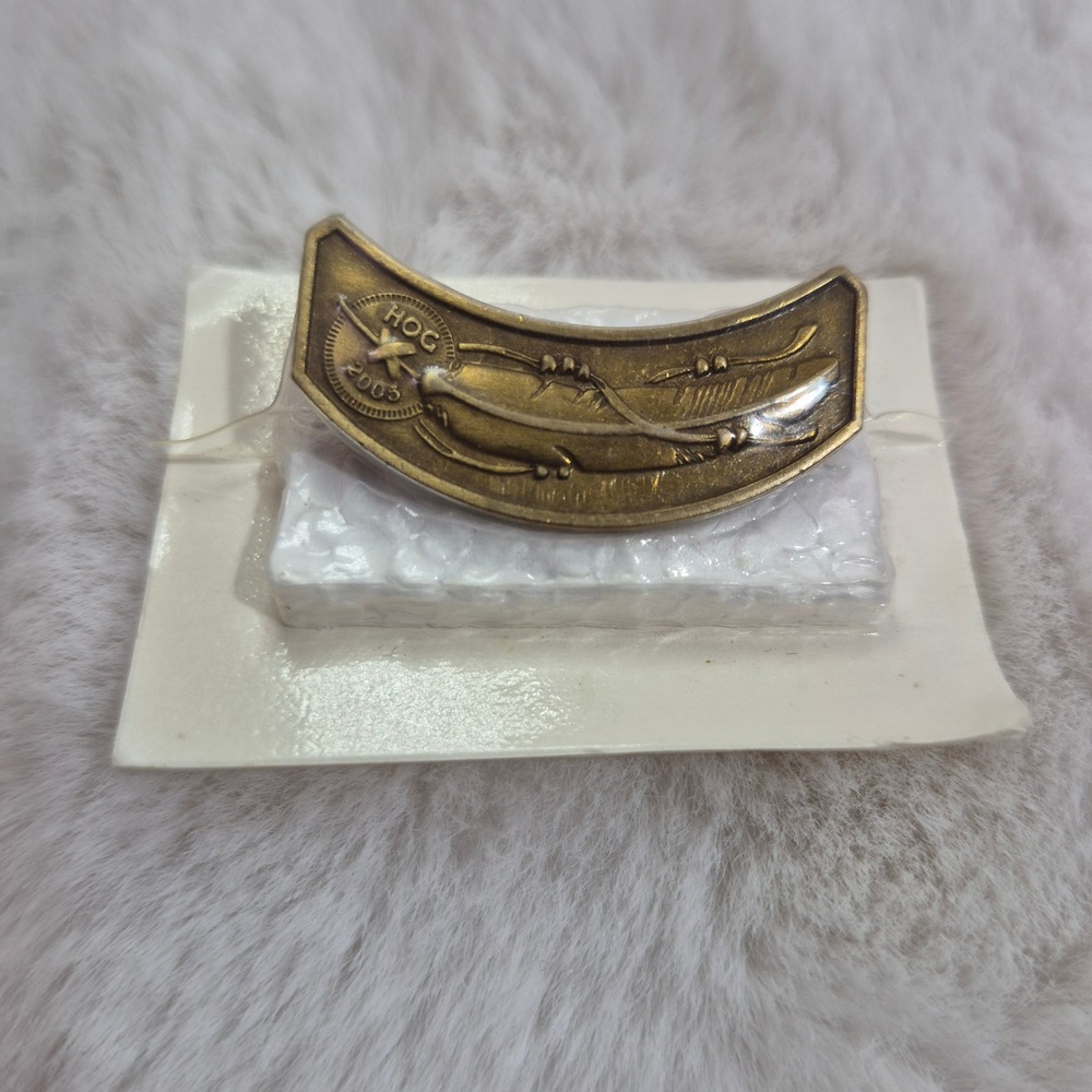 Harley Davidson 2003 Feather Pin Antique Gold Tone Rocker Motorcycle Club New